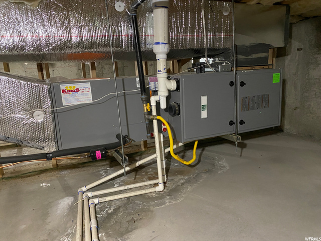 Furnace mounted on its side