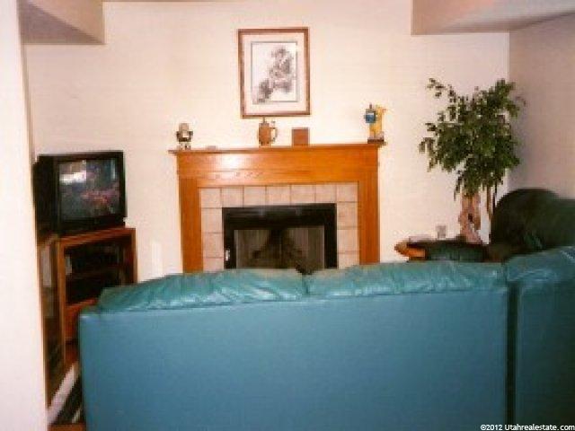 895 Johnson Way Dr, Sandy, UT 84094 — photo 5
