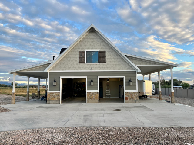 34'X 36' Heated Shop
