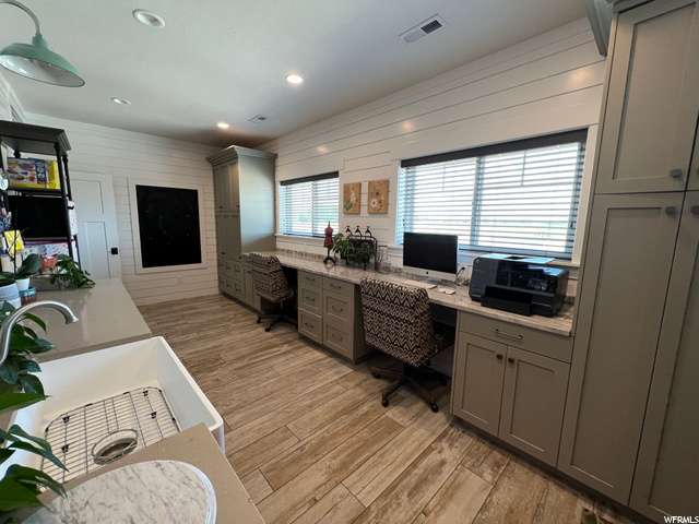 Craft room