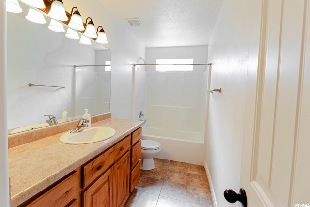 Upstairs Bath