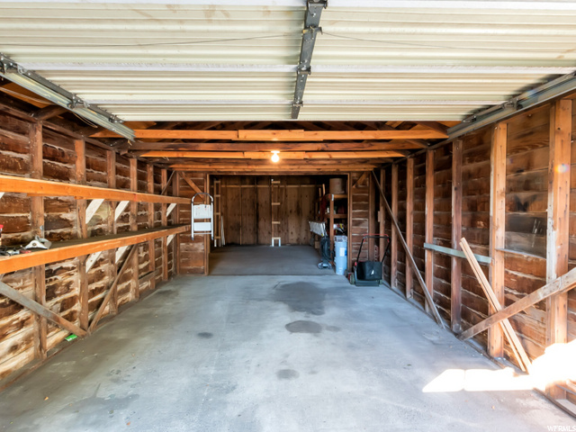 Tandem Garage