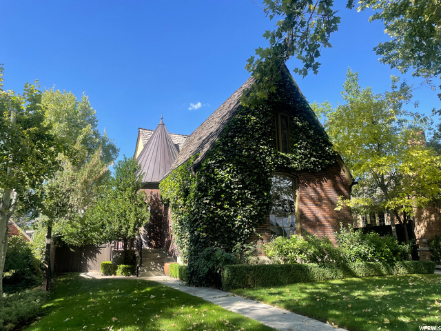 1361 E LAIRD AVE, Salt Lake City UT 84105