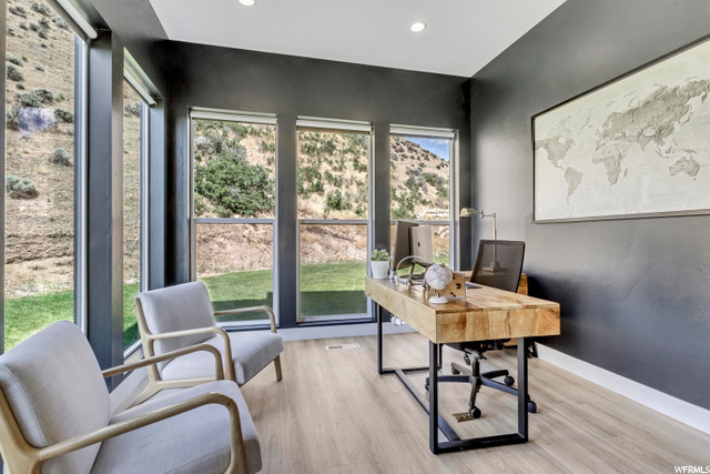 Office / Den