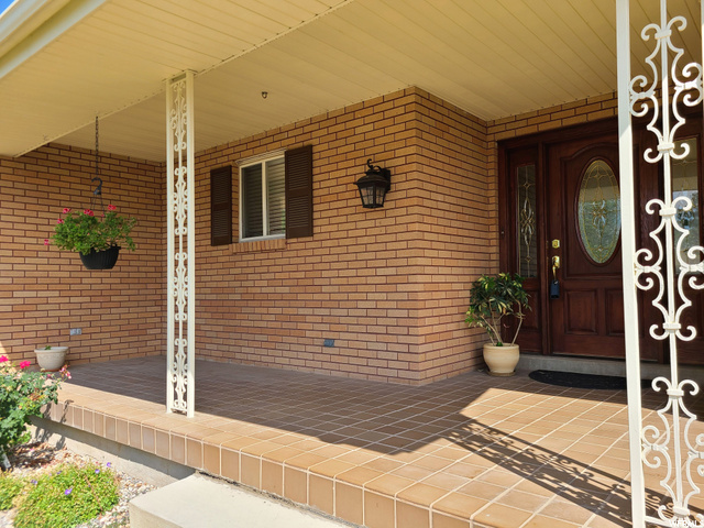 Cute front porch