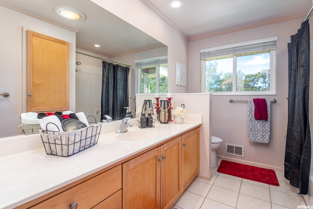Full bathroom on main floor