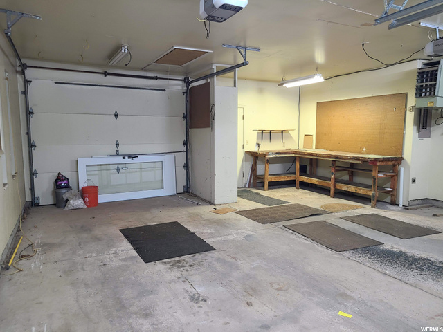 2-car garage, extra long and wide