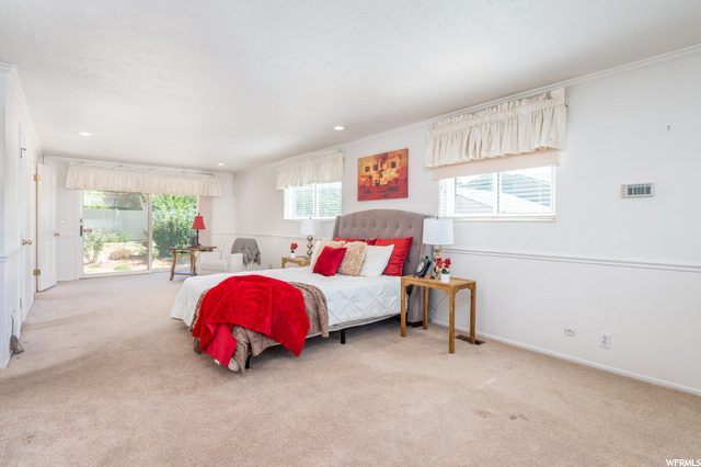 Huge master bedroom