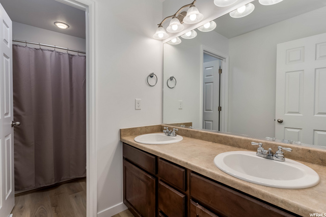 Additional Bathroom 2nd floor