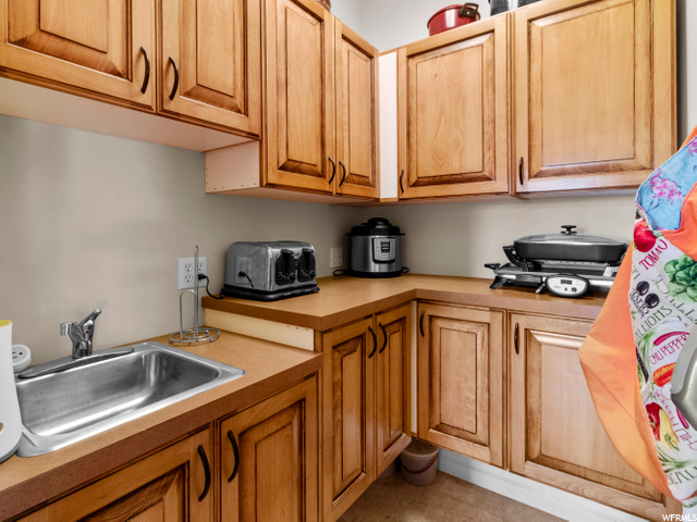 Butler Pantry