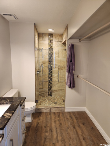 Master bath view 3 (main)
