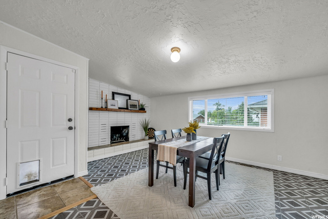 dining room with fireplace