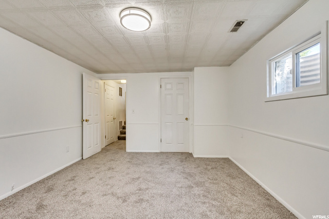 Bedroom 5 w/ NEW Carpet