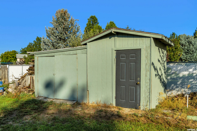 Shed
