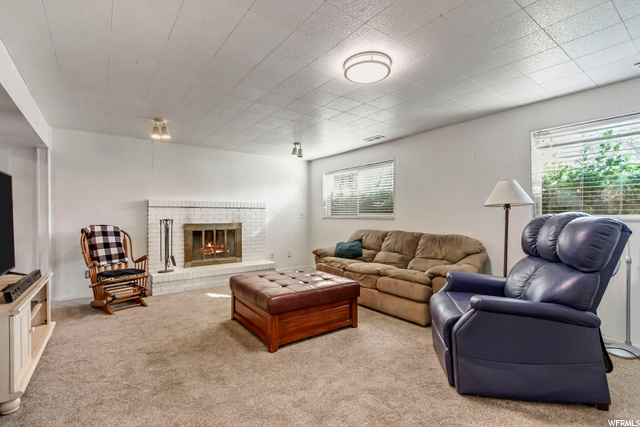 Family Room w/ Fireplace