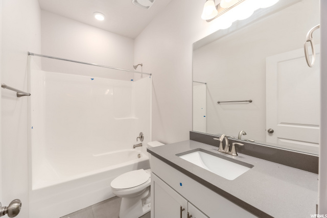 Main Floor Bathroom