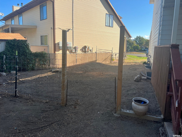 Large Side Yard