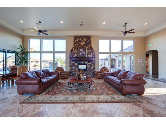 Coral Ridge Clubhouse Interior