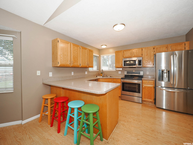 Kitchen Bar