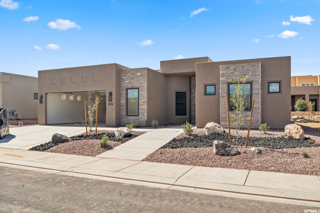 3232 S Hideaway Pl, Hurricane, UT 84737