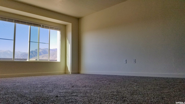 3 Bedroom Unit Living Room