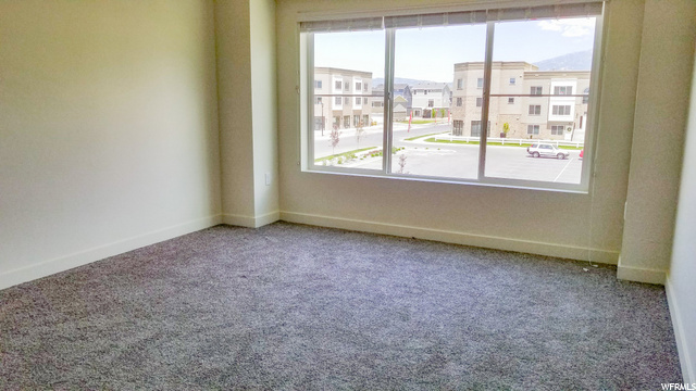 3 Bedroom Unit Living Room