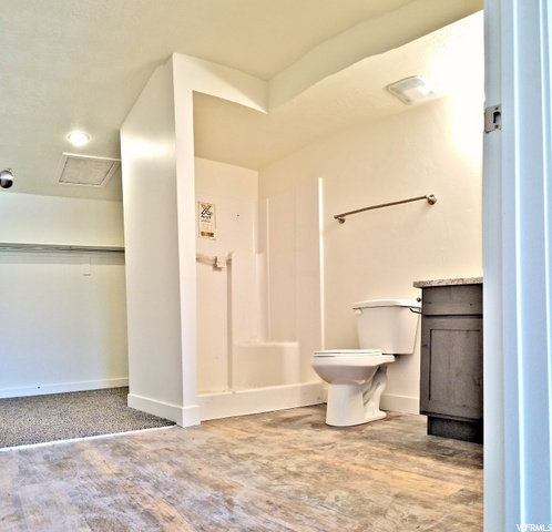 Primary Bedroom Ensuite