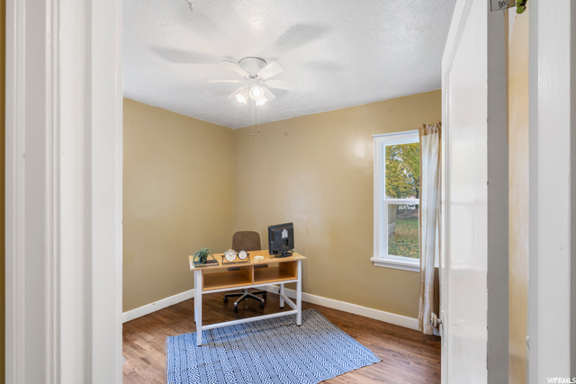 Bedroom #2/Office