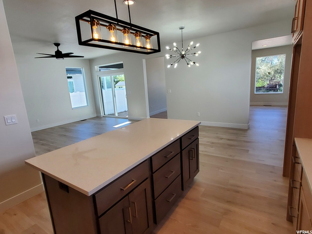 Kitchen & dining