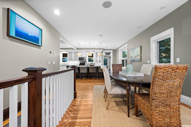 Great room dining area