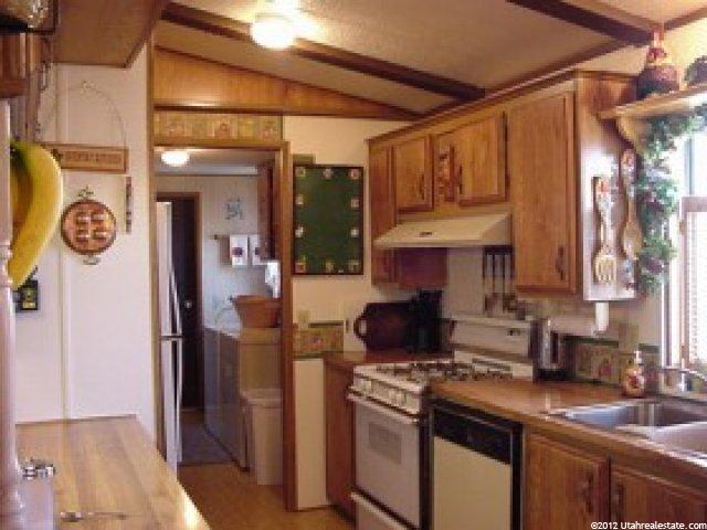 140 E 100 S, Centerfield, UT 84622 — photo 4