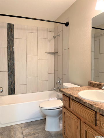 Clean Master Bathroom!