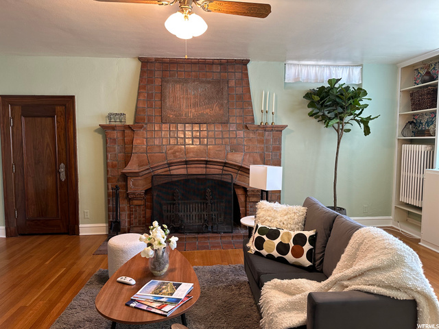 Living room 2