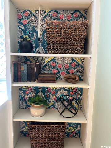 Built in shelves