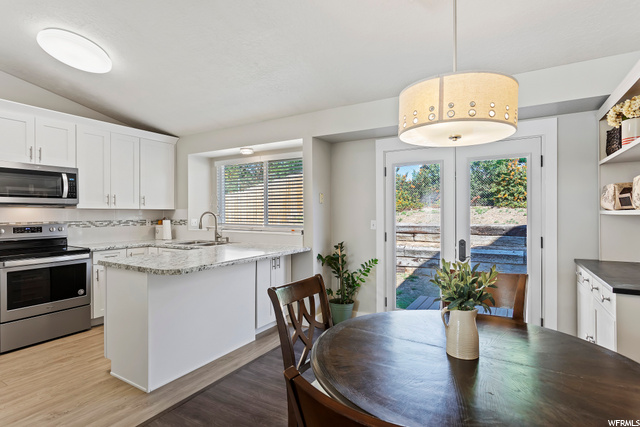 Kitchen/Dining