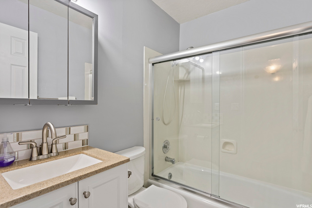 Upstairs Bathroom