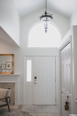 tall entry celings