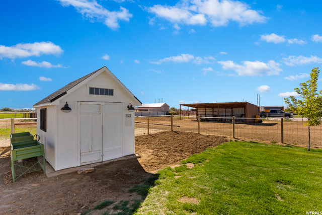 Shed