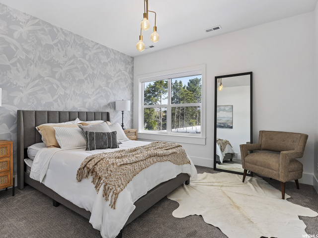 Upstairs bedroom 1