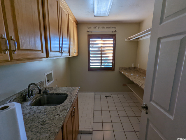 10662 N COUNTRY CLUB DR