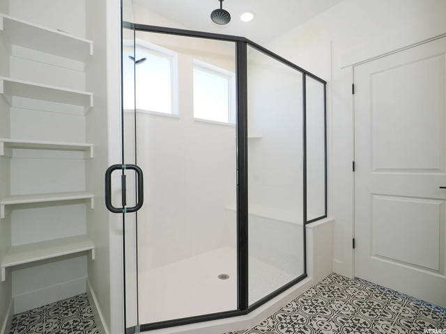 bathroom with enclosed shower