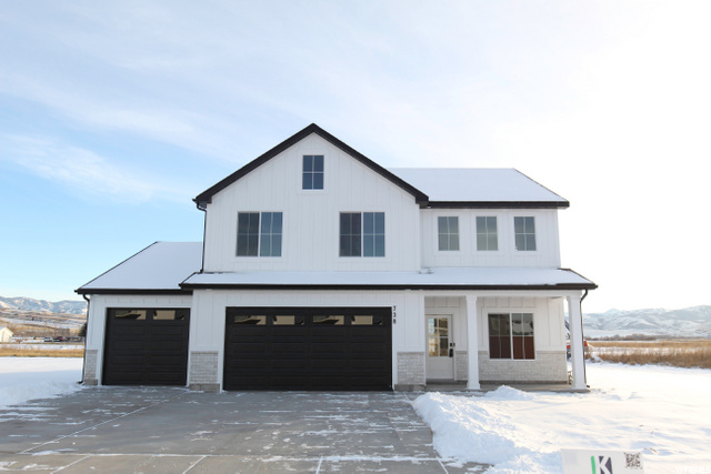 728 E 1200 S, Hyrum, UT 84319