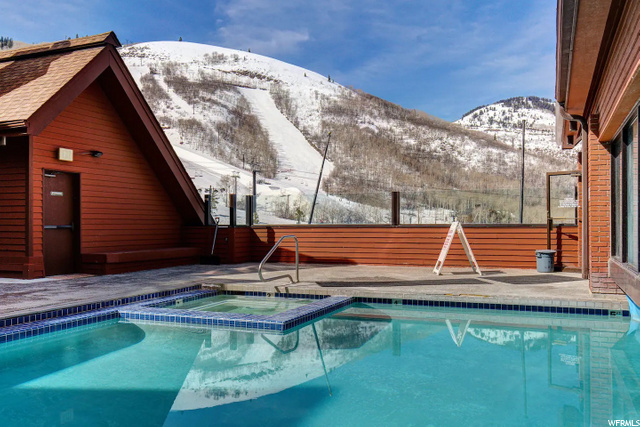 Resort Center #271