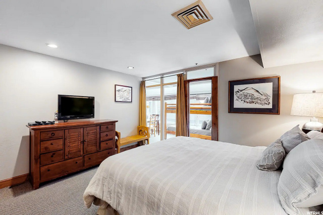 Resort Center #271