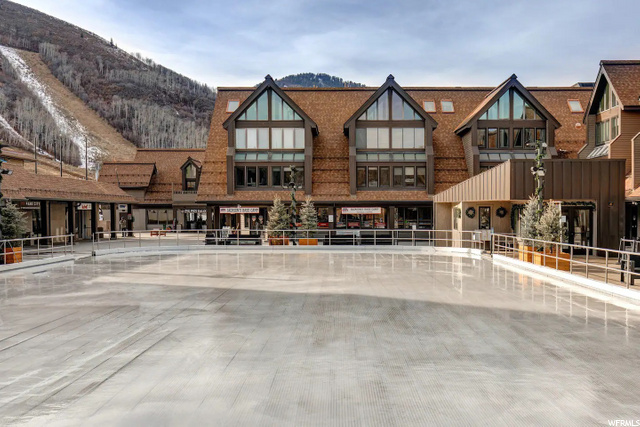 Resort Center #271