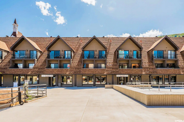 Resort Center #271