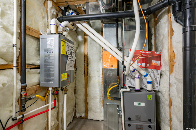 Tankless water heater