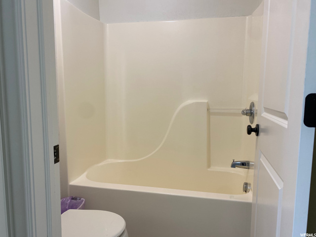 full bath 3