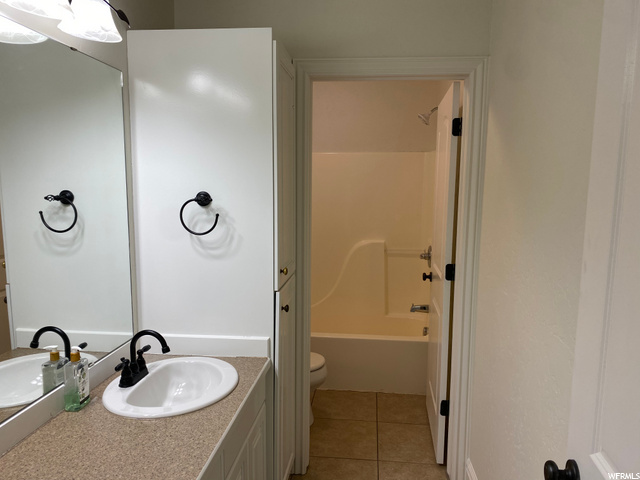 full bathroom 3