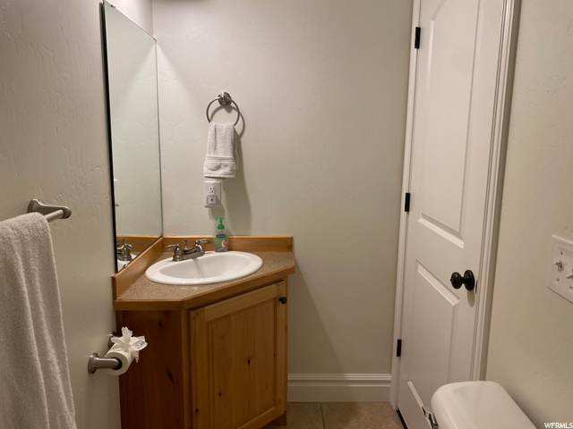 full bath vanity